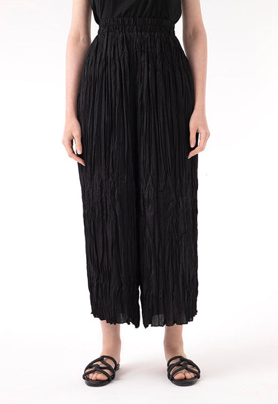 Even Pleated Solid Trouser