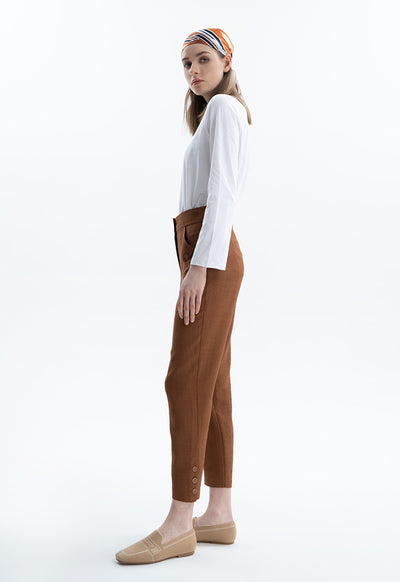 Solid Trouser With Buttoned Details