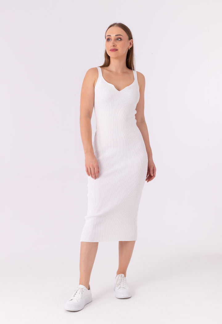 Soft Straight Fit Knitted Solid Dress
