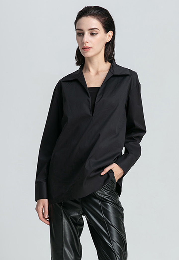 Solid Effortless Straight Fit Blouse