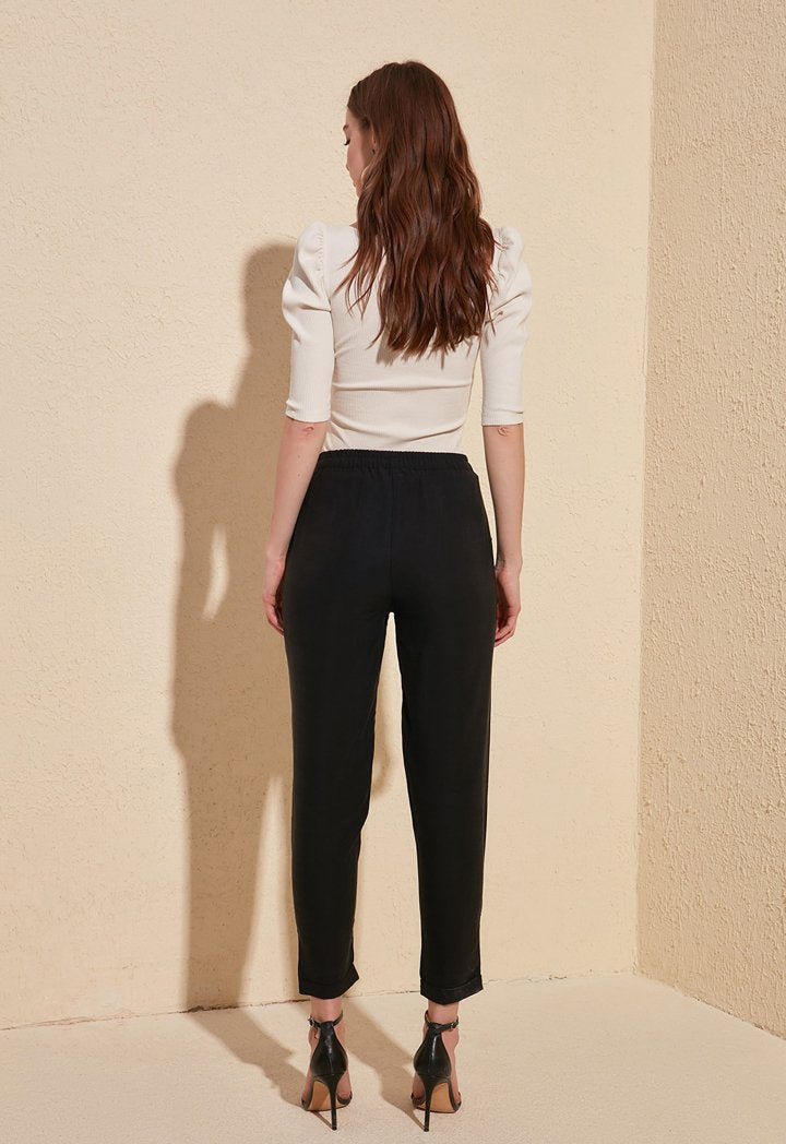 elastic-back-waist-carrot-pants