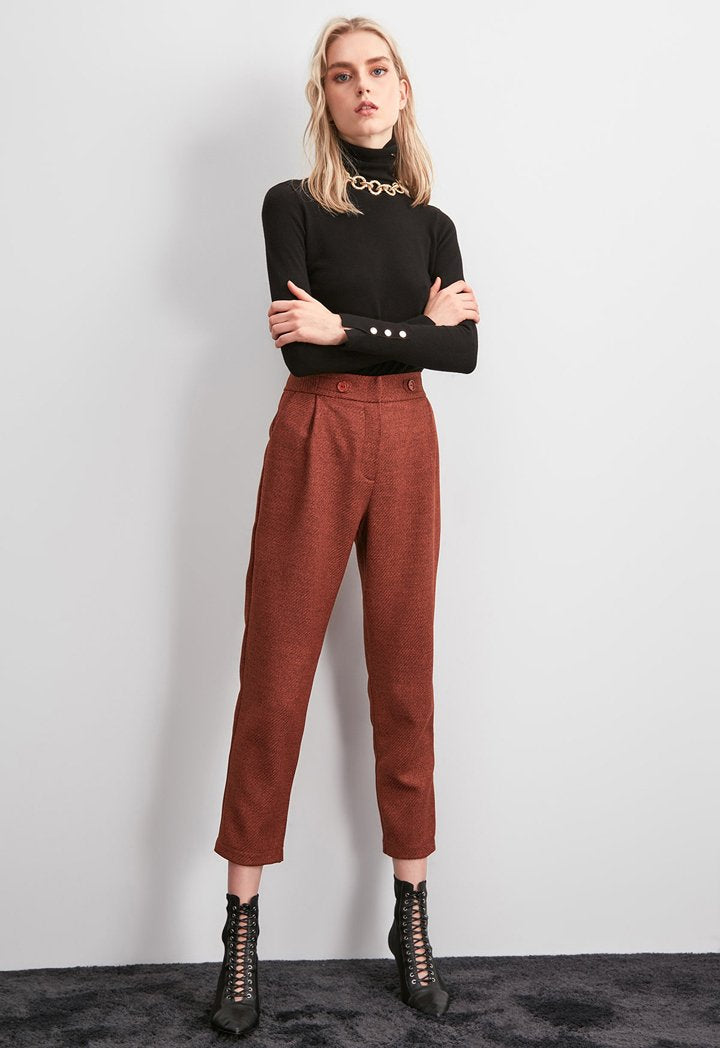 brick-pocket-detailed-trouser