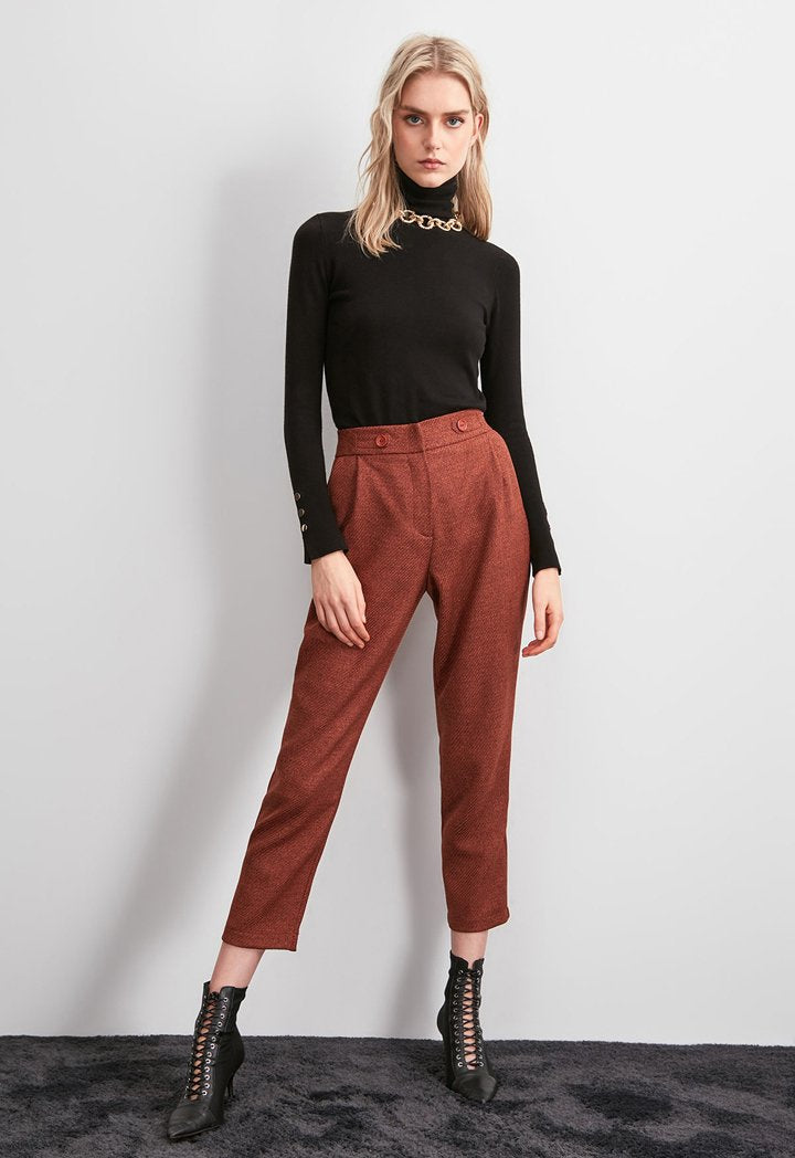 brick-pocket-detailed-trouser