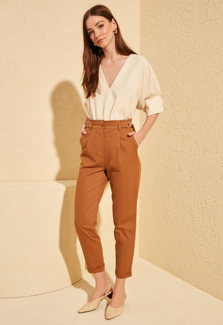 high-waist-roll-hem-trouser